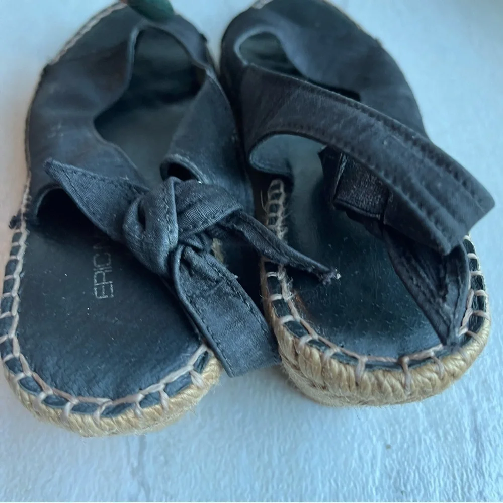** ERIC MICHAEL black Suede Espadrille Wedge Sandals 37 tie back